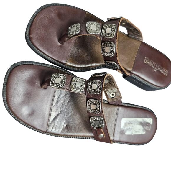 Minnetonka Sandals Womens 7 Brown Leather Western Beaded Boho Retro Medallion - Picture 2 of 8